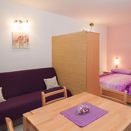 Apartments Krvavica Ngoại thất bức ảnh