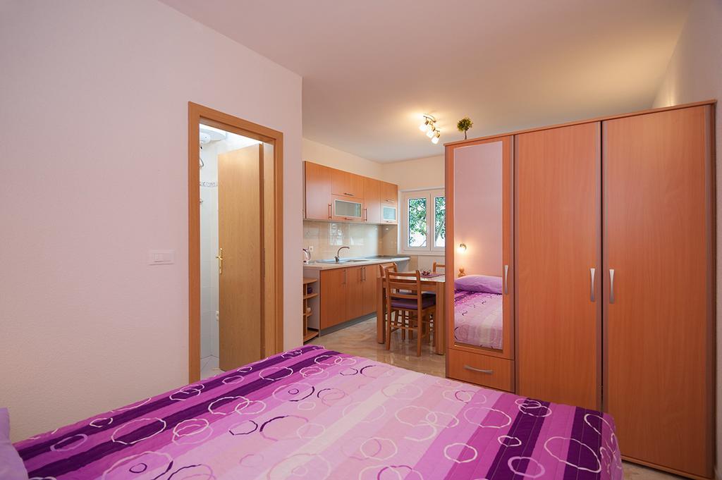 Apartments Krvavica Ngoại thất bức ảnh