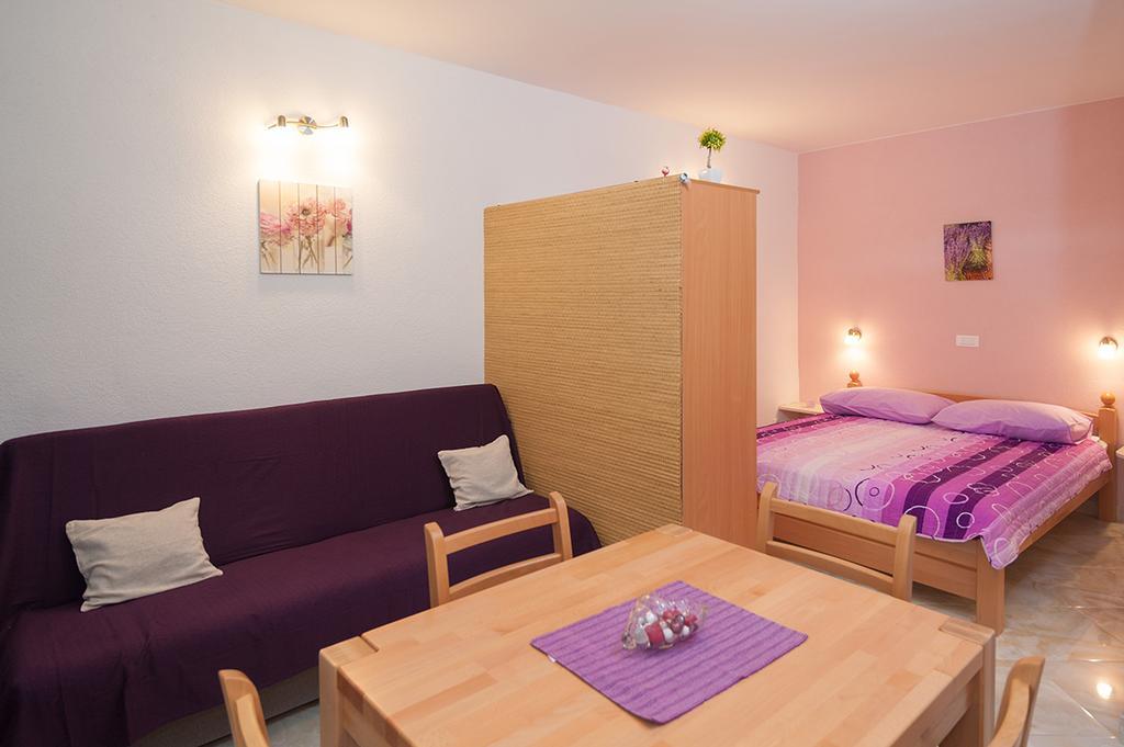 Apartments Krvavica Ngoại thất bức ảnh